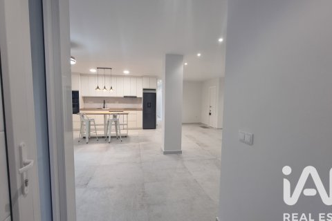 Lägenhet till salu i Torrevieja, Alicante, Spanien 3 sovrum, 171 kvm. Nr. 152785 - foto 4