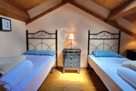 House à louer en Espagne, 4 chambres, 140 m2 No. 179204 - photo 17