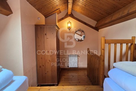 House à louer en Espagne, 4 chambres, 140 m2 No. 179204 - photo 18