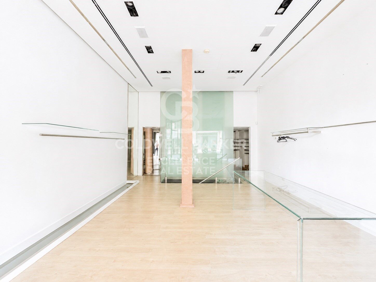 Commercial property à Valencia, Espagne 110 m2 No. 179209