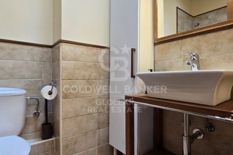 Apartment à louer en Espagne, 3 chambres, 115 m2 No. 179210 - photo 22