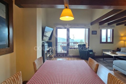 Apartment à louer en Espagne, 3 chambres, 115 m2 No. 179210 - photo 2