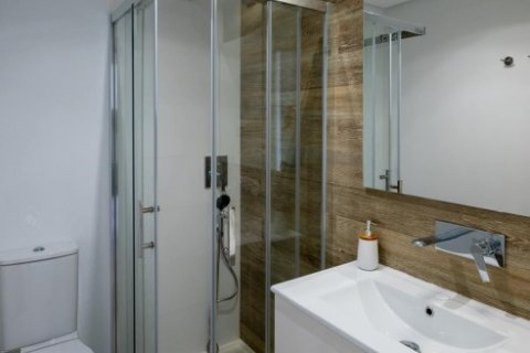 Apartamento en venta en Torre de la Horadada, Alicante, España 2 dormitorios, 75 m2 No. 189203 - foto 9