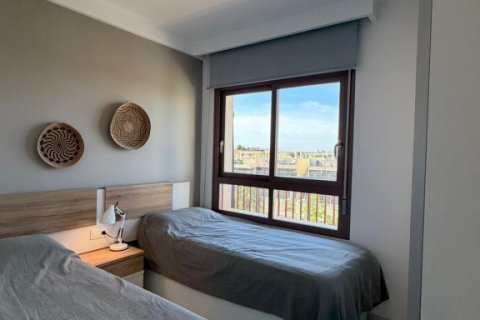 Apartamento en venta en Torre de la Horadada, Alicante, España 2 dormitorios, 75 m2 No. 189203 - foto 8