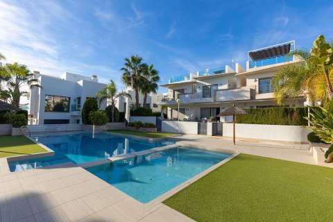 Casa adosada en venta en Ciudad Quesada, Alicante, España 3 dormitorios, 124 m2 No. 189209 - foto 10