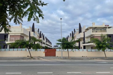 Apartamento en venta en Torre de la Horadada, Alicante, España 2 dormitorios, 75 m2 No. 189204 - foto 16