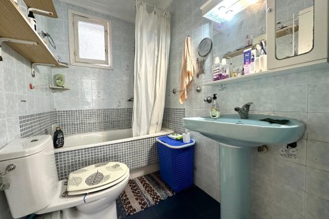 Apartamento en venta en Torrevieja, Alicante, España 3 dormitorios, 90 m2 No. 188526 - foto 17