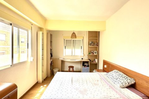 Apartamento en venta en Torrevieja, Alicante, España 3 dormitorios, 90 m2 No. 188526 - foto 20