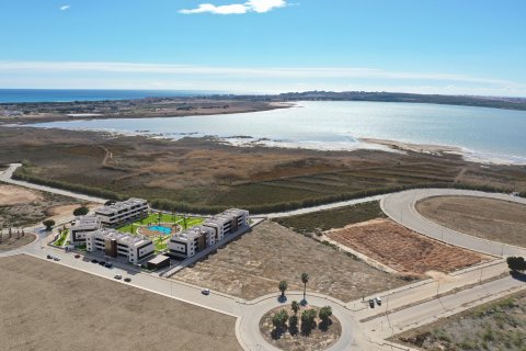 Apartamento en venta en Guardamar del Segura, Alicante, España 3 dormitorios, 103.75 m2 No. 182421 - foto 5