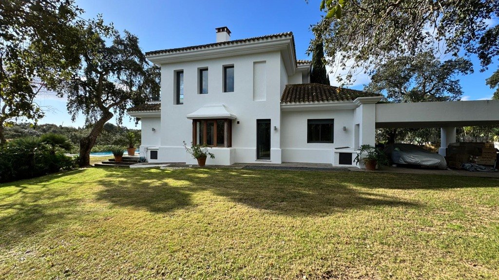 Вилла в Сотогранде, Кадис, Испания 5 спален, 712м2 №108329