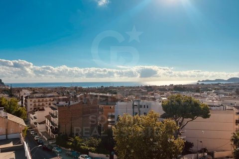 Apartamento en venta en Jávea, Alicante, España 5 dormitorios,  No. 160280 - foto 1