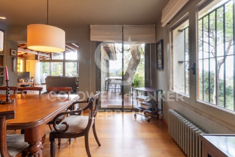 Dom w Barcelona, Hiszpania 6 sypialni, 443 mkw. nr 160282 – zdjęcie 9