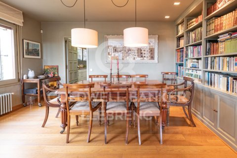 Dom w Barcelona, Hiszpania 6 sypialni, 443 mkw. nr 160282 – zdjęcie 8