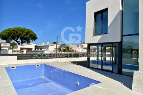 House zum Verkauf in Empuriabrava, Girona, Spanien 4 Schlafzimmer, 166 m2 Nr. 160278 - Foto 2