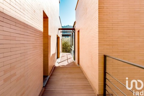 Māja pārdošanā Castellvi de Rosanes, Barcelona, Spānijā 6 istabas, 420 m2 Nr. 153729 - attēls 19