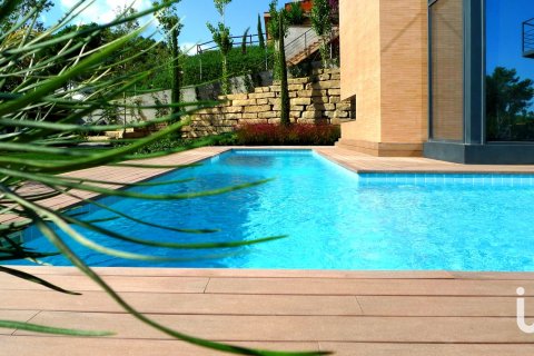 Māja pārdošanā Castellvi de Rosanes, Barcelona, Spānijā 6 istabas, 420 m2 Nr. 153729 - attēls 5