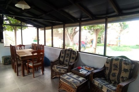 Talo myytävänä Riba-roja d'Ebre, Tarragona, Espanja, 4 makuuhuonetta, 350 m2 No. 153730 - kuva 12