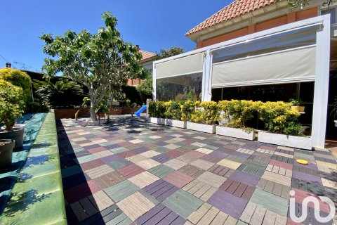 Hus till salu i Argentona, Barcelona, Spanien 6 sovrum, 285 kvm. Nr. 153733 - foto 15