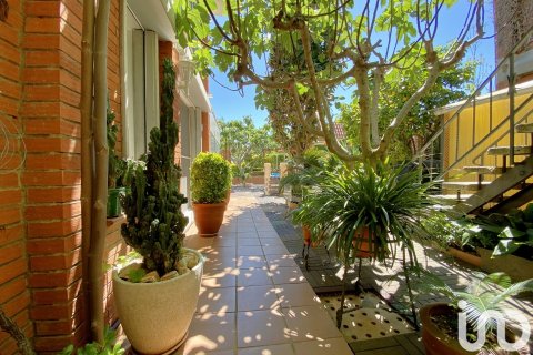 Hus till salu i Argentona, Barcelona, Spanien 6 sovrum, 285 kvm. Nr. 153733 - foto 29