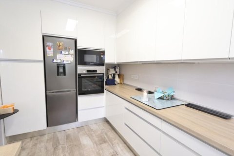 Villa till salu i Campoamor, Alicante, Spanien 4 sovrum, 180 kvm. Nr. 148517 - foto 23