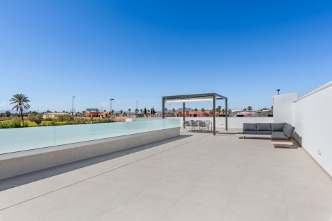 Продажа виллы в Сан-Хавьер, Мурсия, Испания 3 спальни, 130м2 №164579 - фото 3