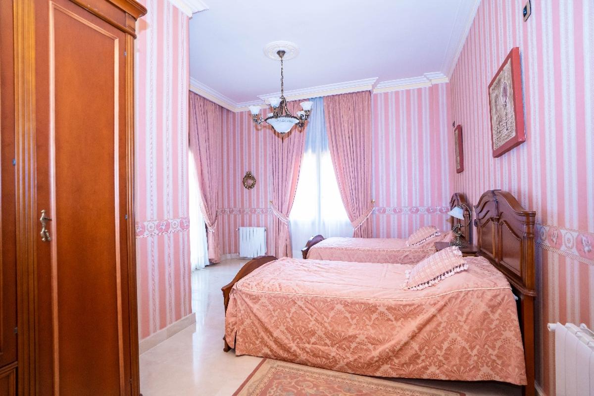 Willa w Campoamor, Alicante, Hiszpania 7 sypialni, 734 mkw. nr 78749
