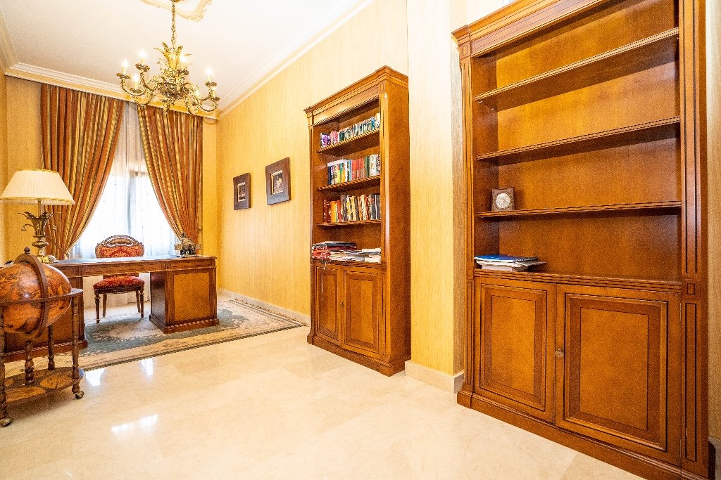 Willa w Campoamor, Alicante, Hiszpania 7 sypialni, 734 mkw. nr 78749