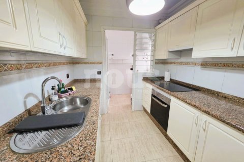 Apartament w Adeje, Tenerife, Hiszpania 3 sypialnie, 108 mkw. nr 181934 – zdjęcie 8