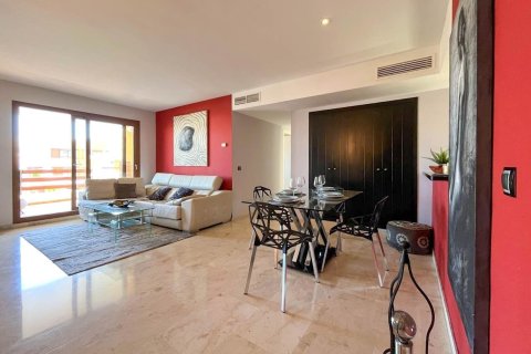 Apartament w Torrevieja, Alicante, Hiszpania 1 sypialnia, 106 mkw. nr 181932 – zdjęcie 4