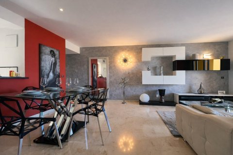 Apartament w Torrevieja, Alicante, Hiszpania 1 sypialnia, 106 mkw. nr 181932 – zdjęcie 22