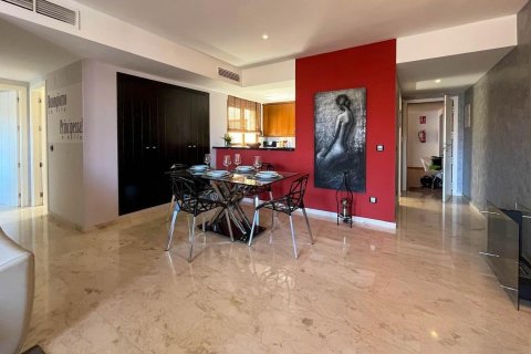 Apartament w Torrevieja, Alicante, Hiszpania 1 sypialnia, 106 mkw. nr 181932 – zdjęcie 18