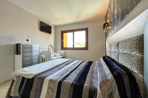 Apartament w Torrevieja, Alicante, Hiszpania 1 sypialnia, 106 mkw. nr 181932 – zdjęcie 12