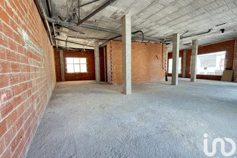 Аренда коммерческой недвижимости в Теулада, Аликанте, Испания 1 спальня, 174м2 №154320 - фото 4