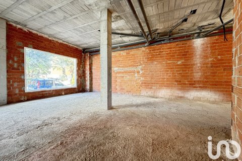 Аренда коммерческой недвижимости в Теулада, Аликанте, Испания 1 спальня, 174м2 №154320 - фото 10