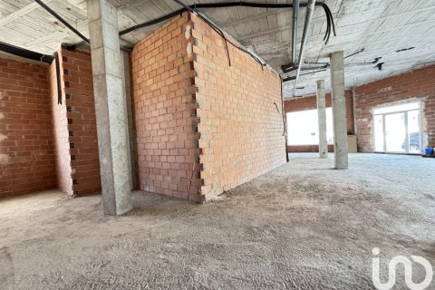 Аренда коммерческой недвижимости в Теулада, Аликанте, Испания 1 спальня, 174м2 №154320 - фото 5