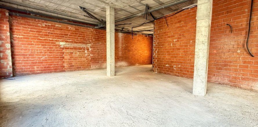 Коммерческая недвижимость в Теулада, Аликанте, Испания 1 спальня, 174м2 №154320