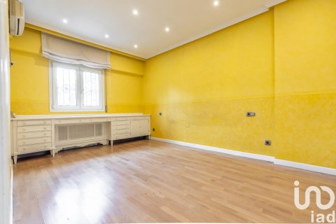 Māja īrēšanai Madrid, Spānijā 5 istabas, 455 m2 Nr. 154319 - attēls 13