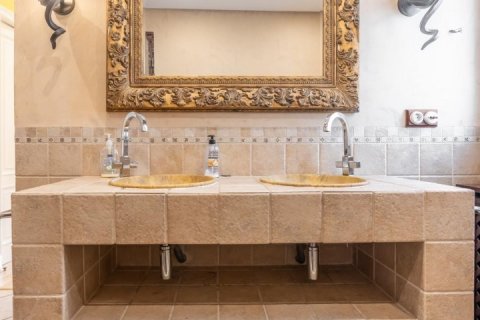 Māja īrēšanai Madrid, Spānijā 5 istabas, 455 m2 Nr. 154319 - attēls 12