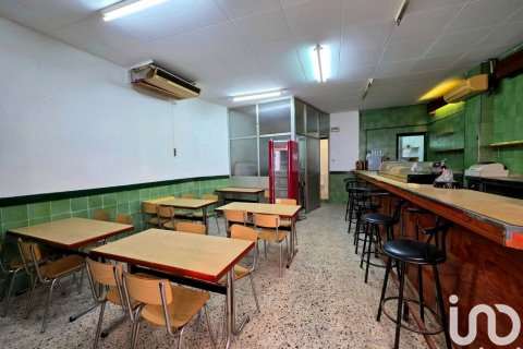 Baari vuokrattavana Badalona, Barcelona, Espanja , 66 m2 No. 154318 - kuva 6