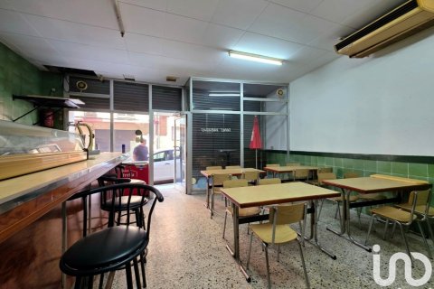 Baari vuokrattavana Badalona, Barcelona, Espanja , 66 m2 No. 154318 - kuva 3