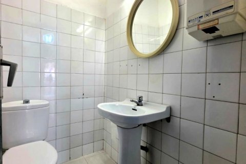 Baari vuokrattavana Badalona, Barcelona, Espanja , 66 m2 No. 154318 - kuva 21