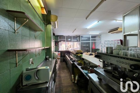 Baari vuokrattavana Badalona, Barcelona, Espanja , 66 m2 No. 154318 - kuva 15