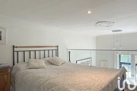 Huoneisto vuokrattavana Barcelona, Espanja, 5 makuuhuonetta, 249 m2 No. 154322 - kuva 24