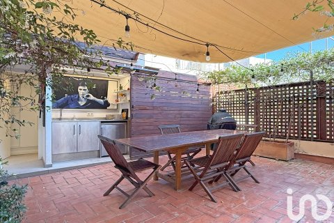 Huoneisto vuokrattavana Barcelona, Espanja, 5 makuuhuonetta, 249 m2 No. 154322 - kuva 9