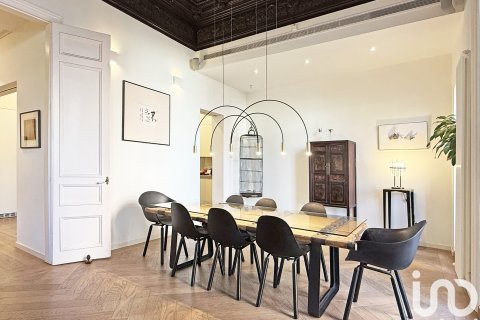 Huoneisto vuokrattavana Barcelona, Espanja, 5 makuuhuonetta, 249 m2 No. 154322 - kuva 5