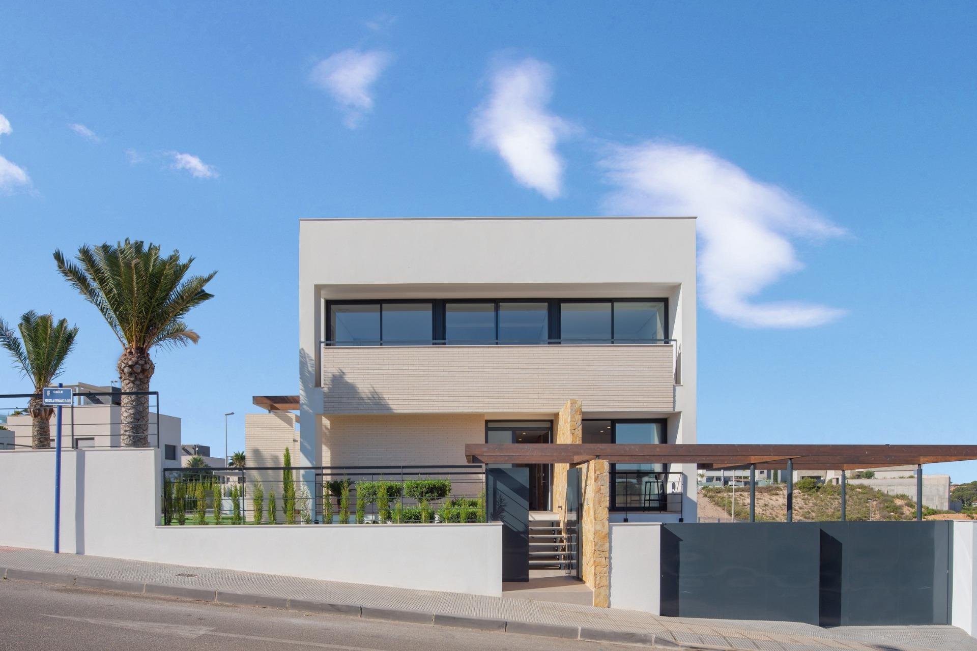 Villa in Campoamor, Alicante, Spain 4 bedrooms, 196 sq.m. No. 75871
