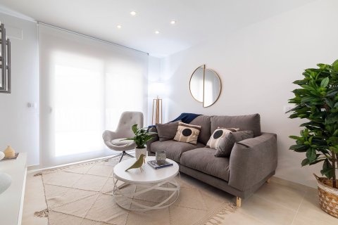 Duplex for sale in Busot, Alicante, Spain 3 bedrooms, 135 sq.m. No. 149729 - photo 19