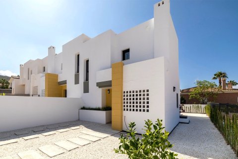 Duplex for sale in Busot, Alicante, Spain 3 bedrooms, 135 sq.m. No. 149729 - photo 28