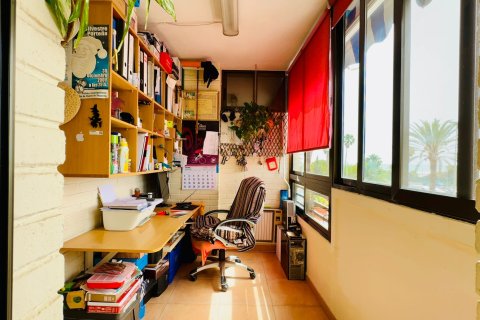 Huoneisto myytävänä Puerto De Sagunto, Valencia, Espanja, 3 makuuhuonetta, 110 m2 No. 149513 - kuva 30