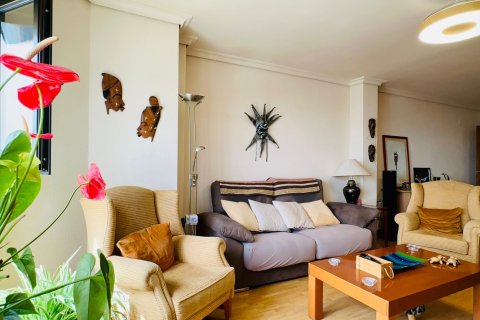 Huoneisto myytävänä Puerto De Sagunto, Valencia, Espanja, 3 makuuhuonetta, 110 m2 No. 149513 - kuva 6